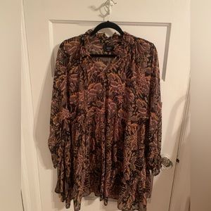 A Vici printed long sleeve shift dress